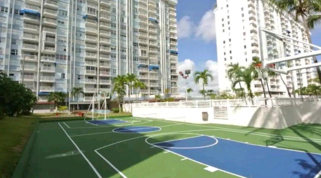 Beach Apartments At Marbella Del Caribe San Juan Exterior foto